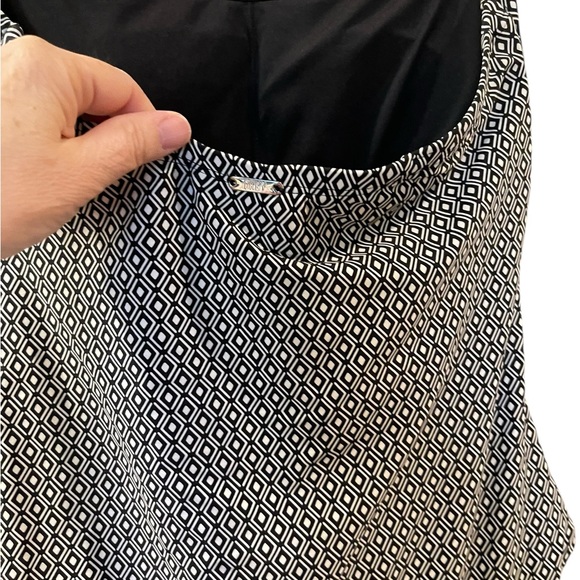 DKNY Women's Bandeau Swimsuit One-Piece UPF Black White Geometric Large - Picture 4 of 6